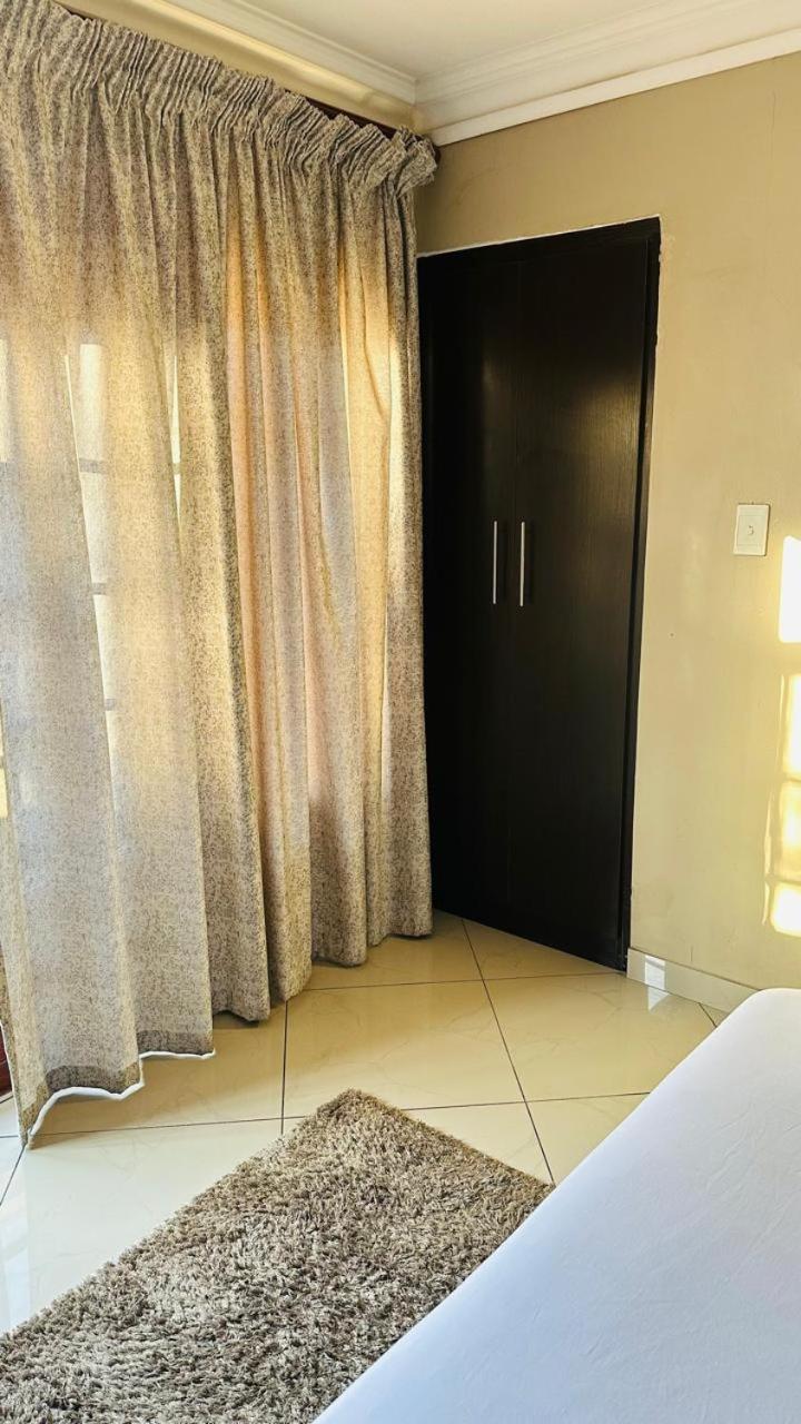 Sunrise Boutique Hotel Эмалахлени Экстерьер фото