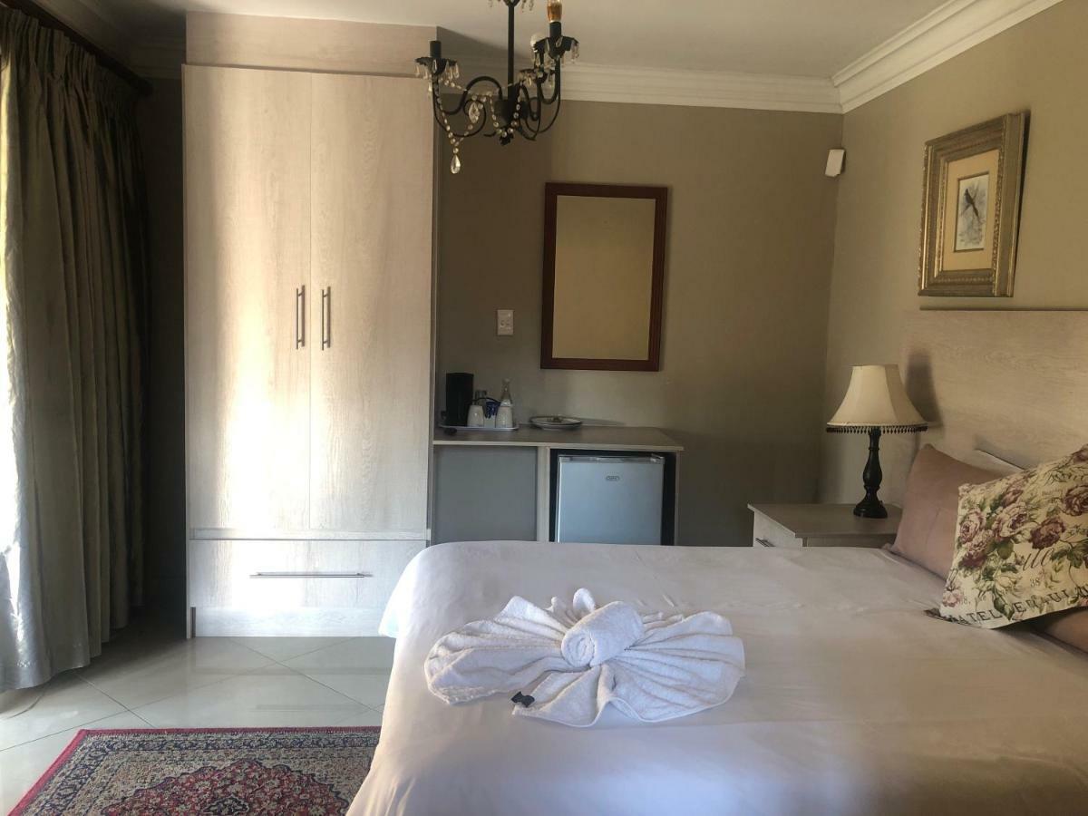 Sunrise Boutique Hotel Эмалахлени Экстерьер фото